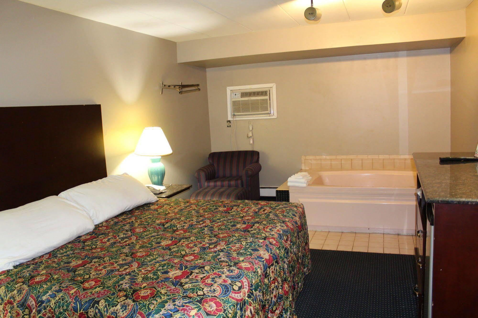 كنتريسايد American Inn And Suites المظهر الخارجي الصورة